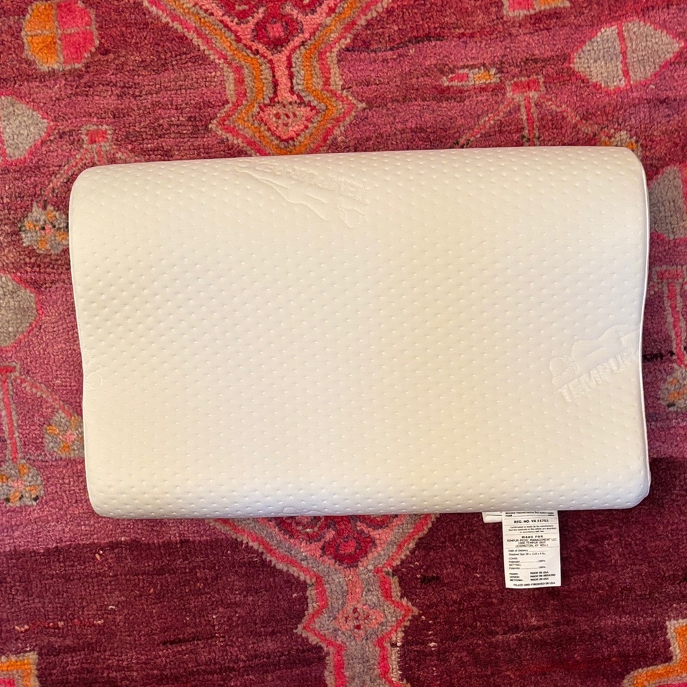 Tempurpedic pillow